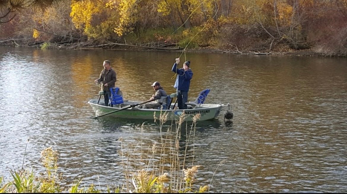Fly fishing on the Yakima River